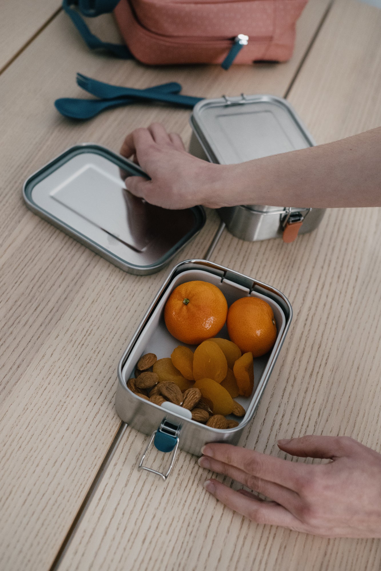 Stainless Steel Lunch Box with heat safe insert #color_Blue Abyss