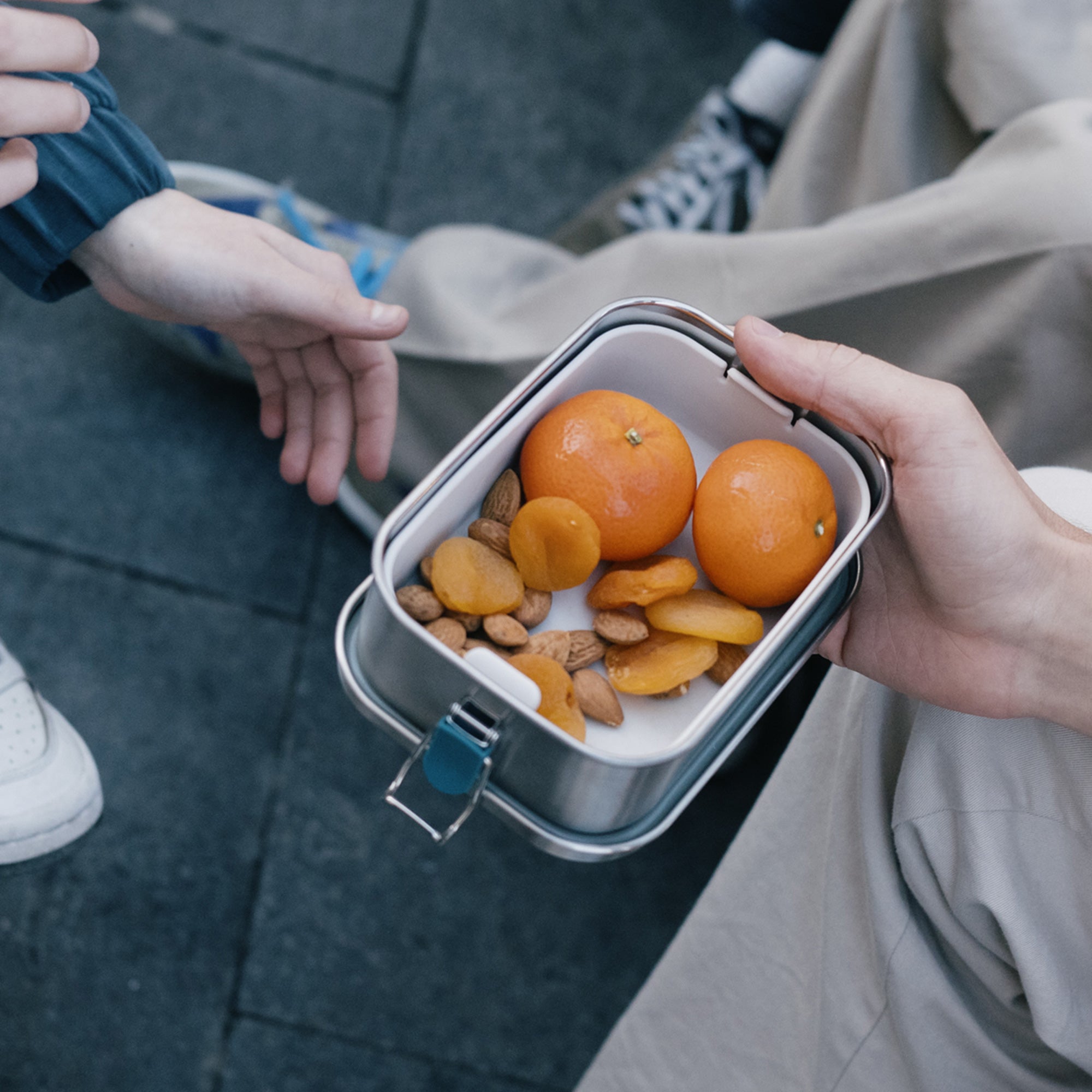 Stainless Steel Lunch Box with heat safe insert #color_Blue Abyss