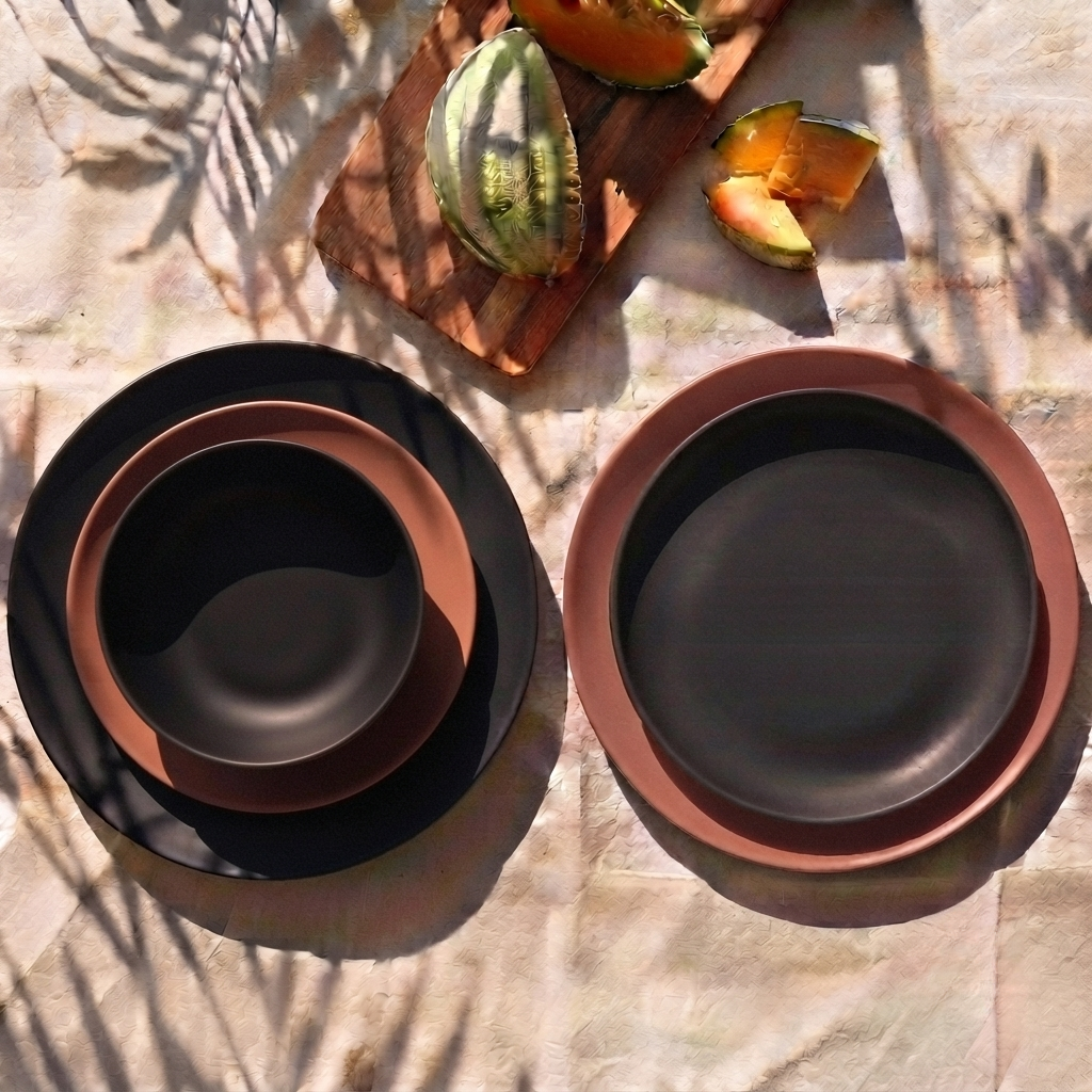 Round Deep Plate - Black - Set of 4