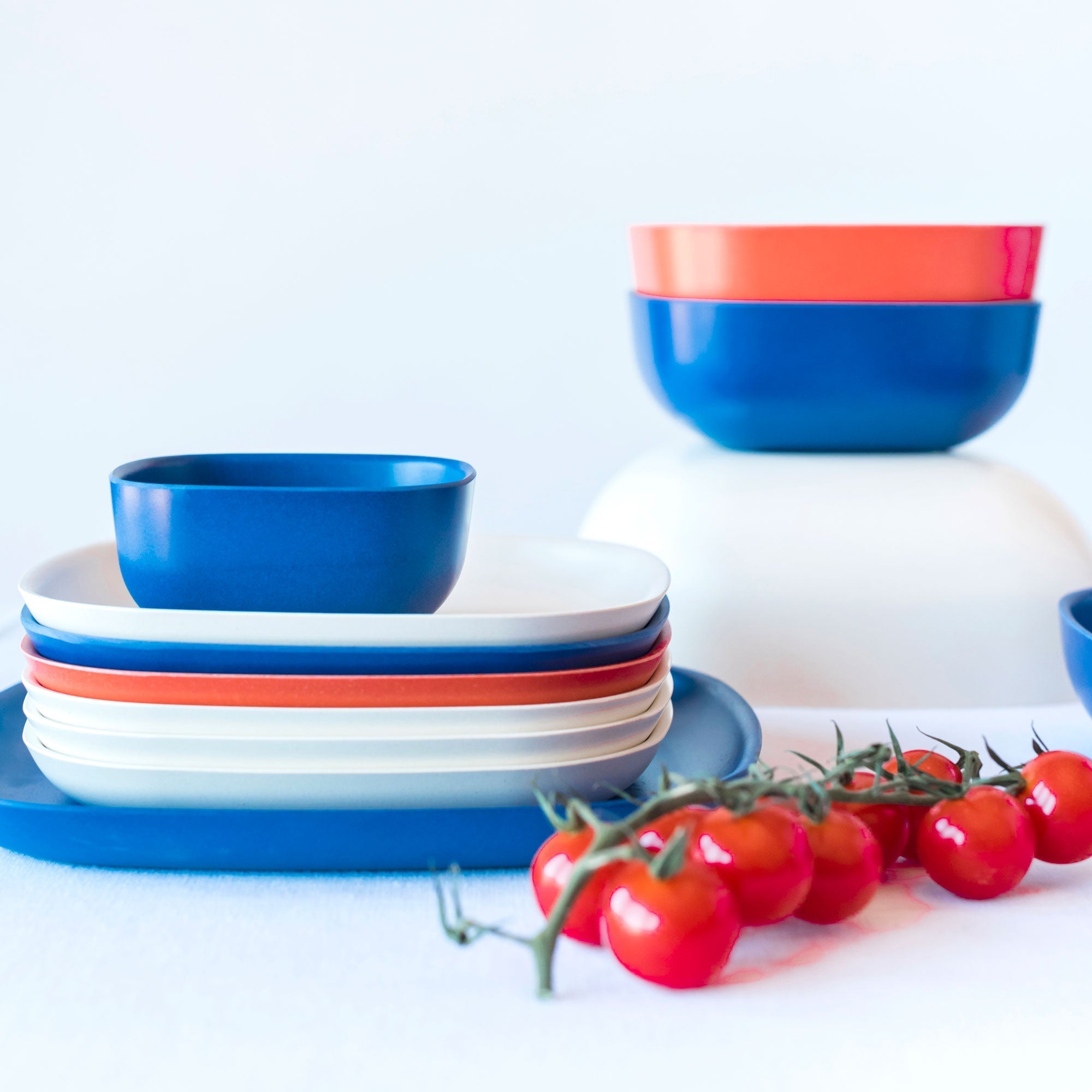Medium Plate - Set of 4 #color_Royal Blue