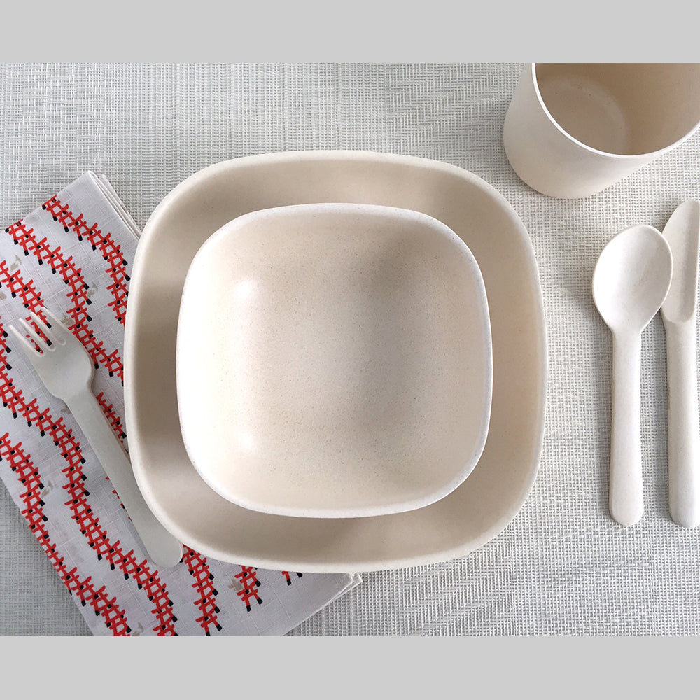 Dining Essentials 16 Piece Set #color_Off-White