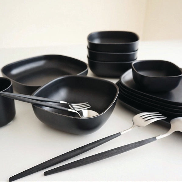 Dining Essentials 16 Piece Set - Black