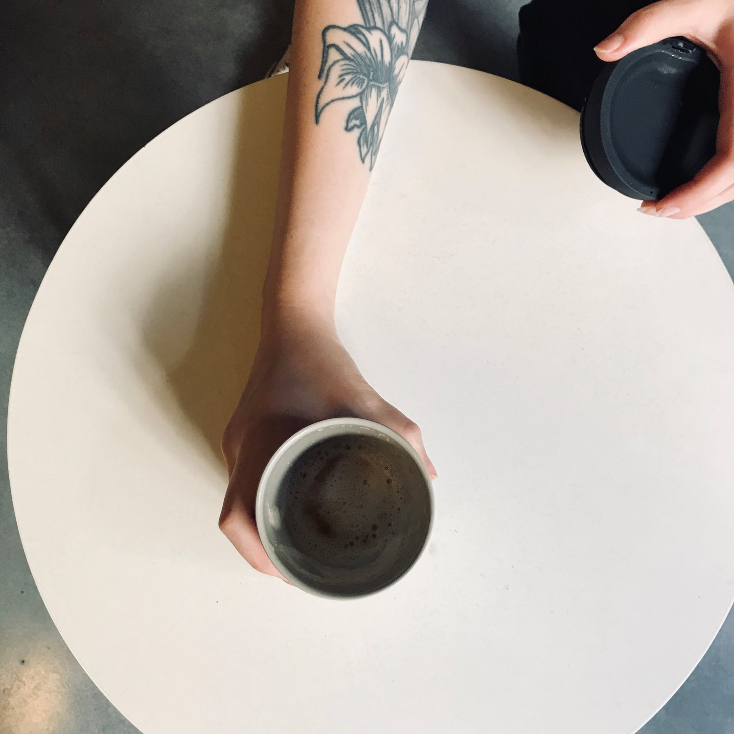 Takeaway Mug - 12 oz #color_Stone